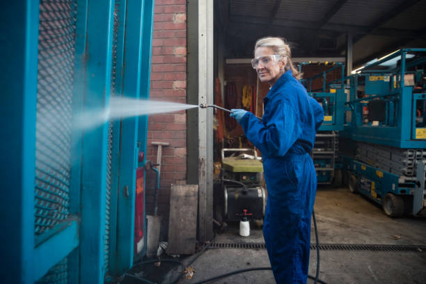 Best Sidewalk Pressure Washing  in International Falls, MN